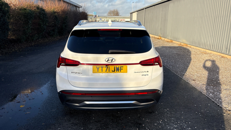 Hyundai SANTA FE 1.6 TGDi Plug-in Hybrid Ultimate 5dr 4WD Auto Estate
